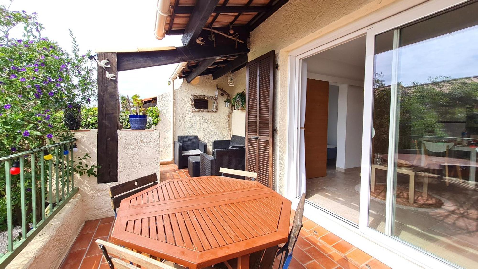 Bel Appartement Renove, Avec Terrasse Et Piscine لا كروا فالميه المظهر الخارجي الصورة